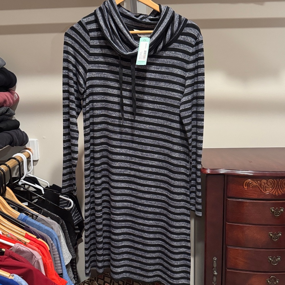 Market & Spruce Black and Gray Striped Long Sleeve Dress